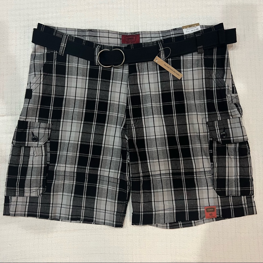 Foundry Young Men’s Size 46 Flex Cargo Plaid Shorts With Belt